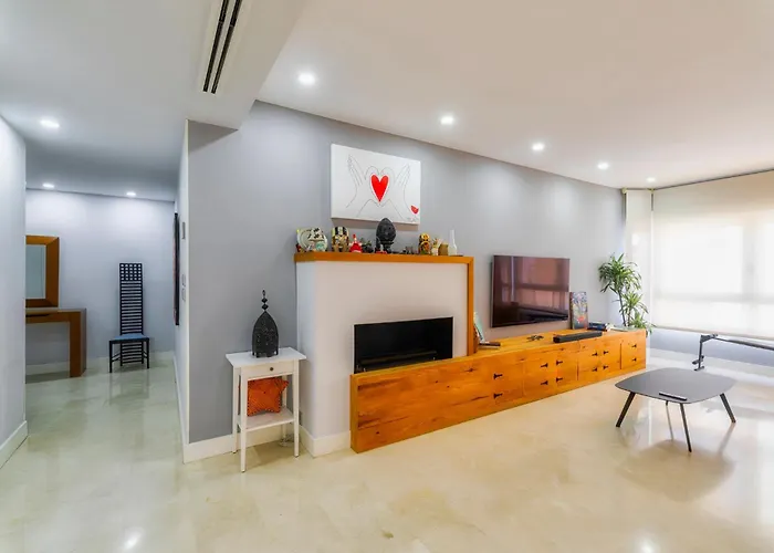 Centro / Internet / Parking / Aire Acondicionado Elche