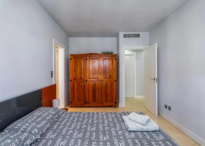 Centro / Internet / Parking / Aire Acondicionado Appartement