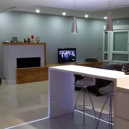 Centro / Internet / Parking / Aire Acondicionado Elche