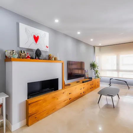 Centro / Internet / Parking / Aire Acondicionado * Elche