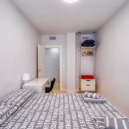 Apartamento Centro / Internet / Parking / Aire Acondicionado