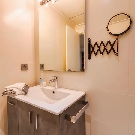 Apartamento Centro / Internet / Parking / Aire Acondicionado *