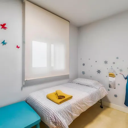 Centro / Internet / Parking / Aire Acondicionado * Elche